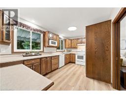 2pc Bathroom - 638 Oak Park Road, Brantford, ON N3T5L8 Photo 9