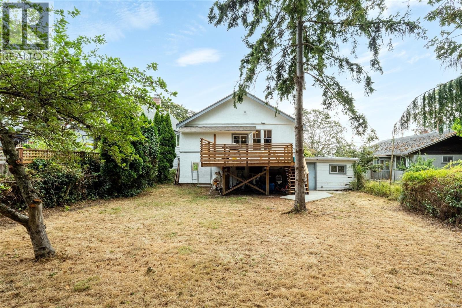  2734 Avebury Avenue, Victoria