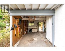 2734 Avebury Ave, Victoria, BC V8R3W4 Photo 55