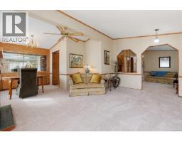53 7701 Central Saanich Rd, Central Saanich, BC V8M1X4 Photo 14
