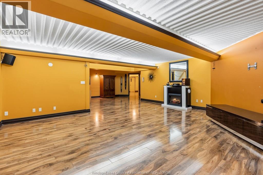 4572 LAKE GRANDE COURT - 38