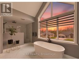 36 Lakeside Woods Crescent, Saugeen Shores, ON N0H2C6 Photo 17