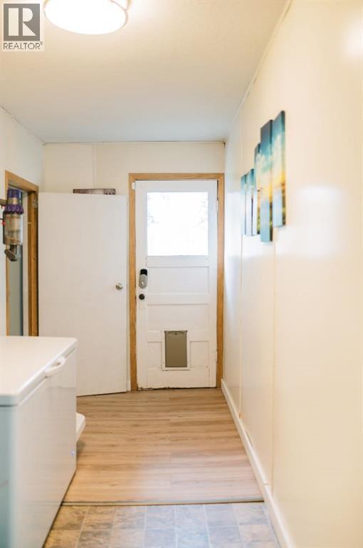 Listing photo – 5720 50A Avenue, Stettler