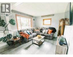 5720 50a Avenue, Stettler, AB T4K1C5 Photo 10
