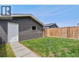 31 Red Embers Lane Ne, Calgary, AB T3N1B6 Photo 39