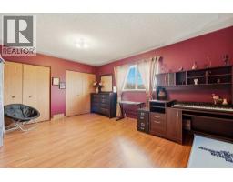 28 Martinglen Way Ne, Calgary, AB T3J3H9 Photo 15