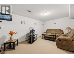 28 Martinglen Way Ne, Calgary, AB T3J3H9 Photo 21