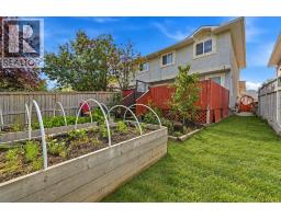28 Martinglen Way Ne, Calgary, AB T3J3H9 Photo 28