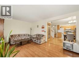 Bedroom - 28 Martinglen Way Ne, Calgary, AB T3J3H9 Photo 8