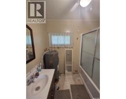 4 Beecee Street, Moose Mountain Provincial Park, SK S0C2S0 Photo 32