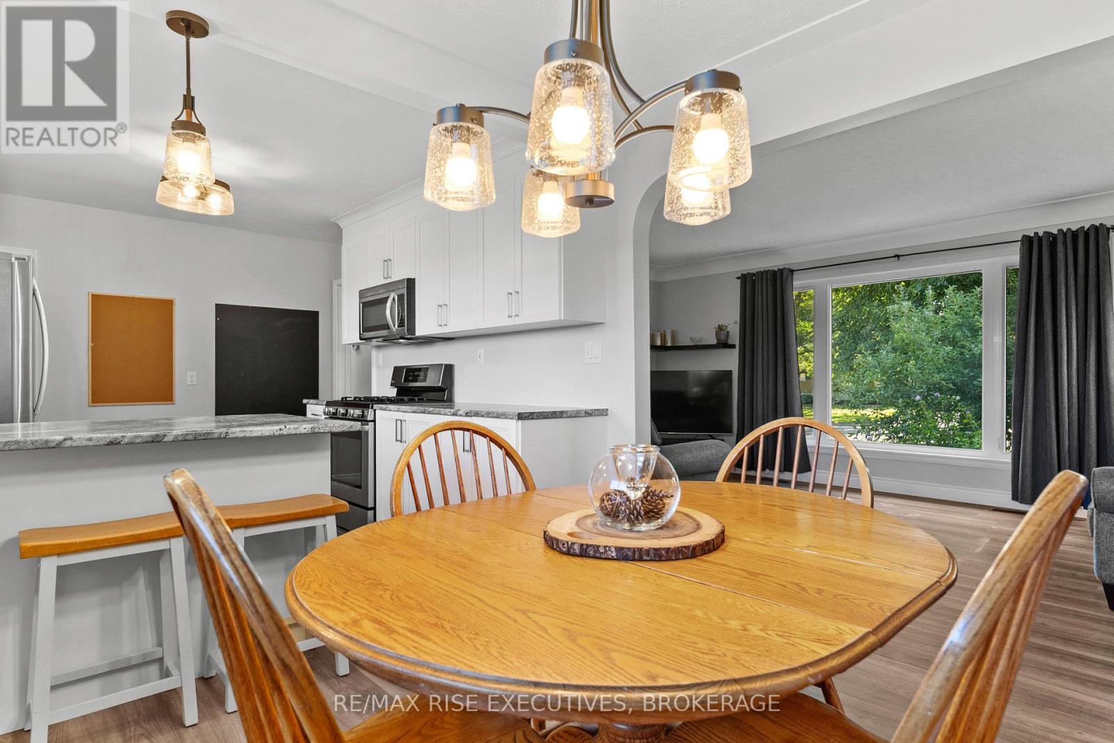 339 ARROWHEAD PLACE - Image 11