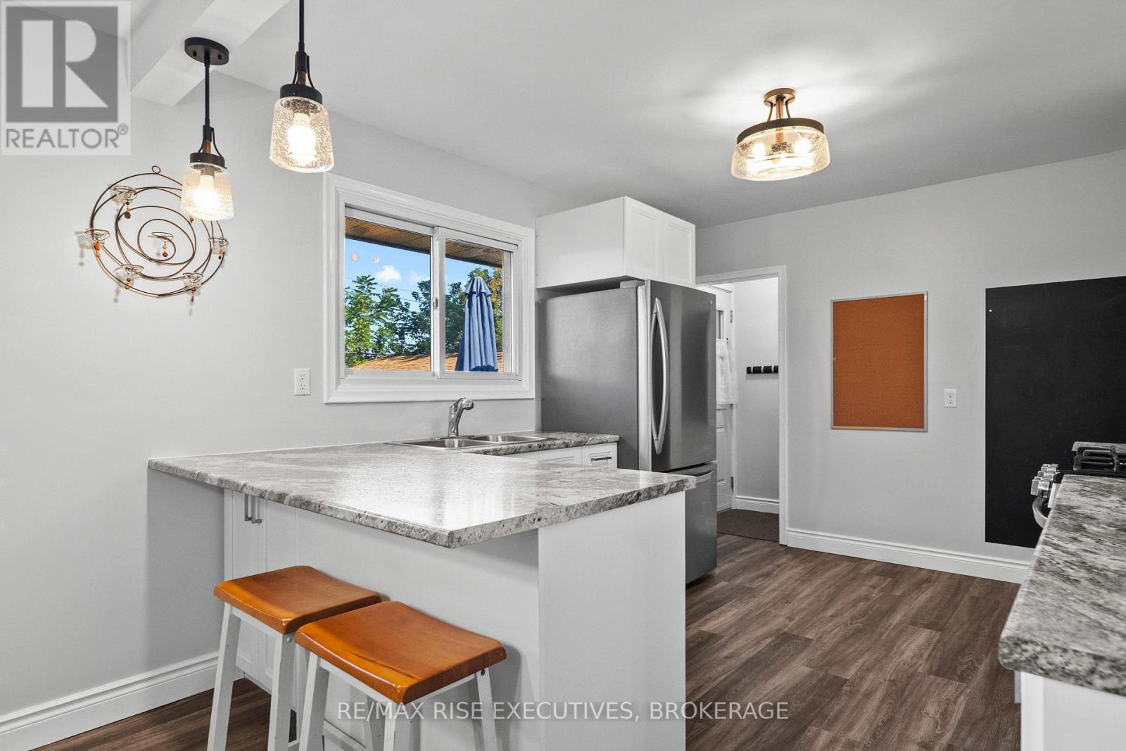 339 ARROWHEAD PLACE - Image 12