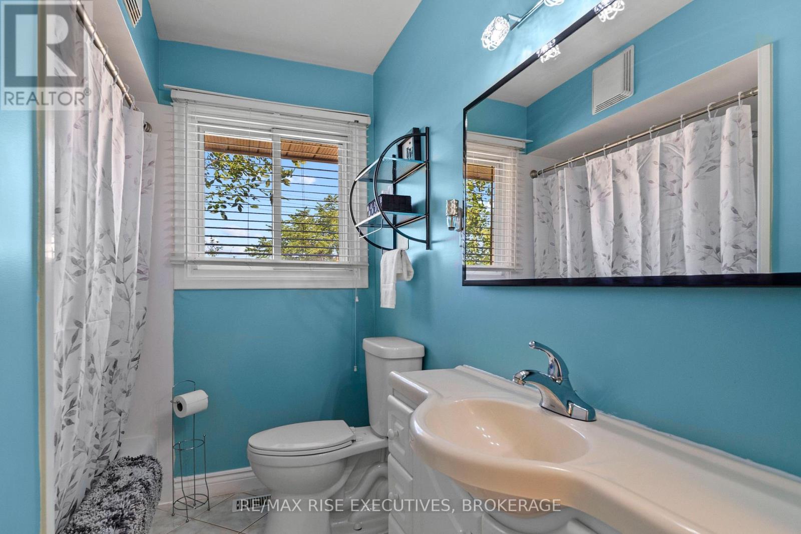 339 ARROWHEAD PLACE - Image 20