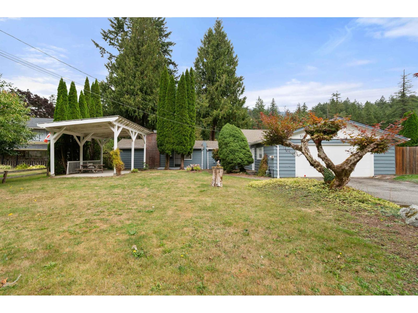 555 GLENAIRE DRIVE, Hope