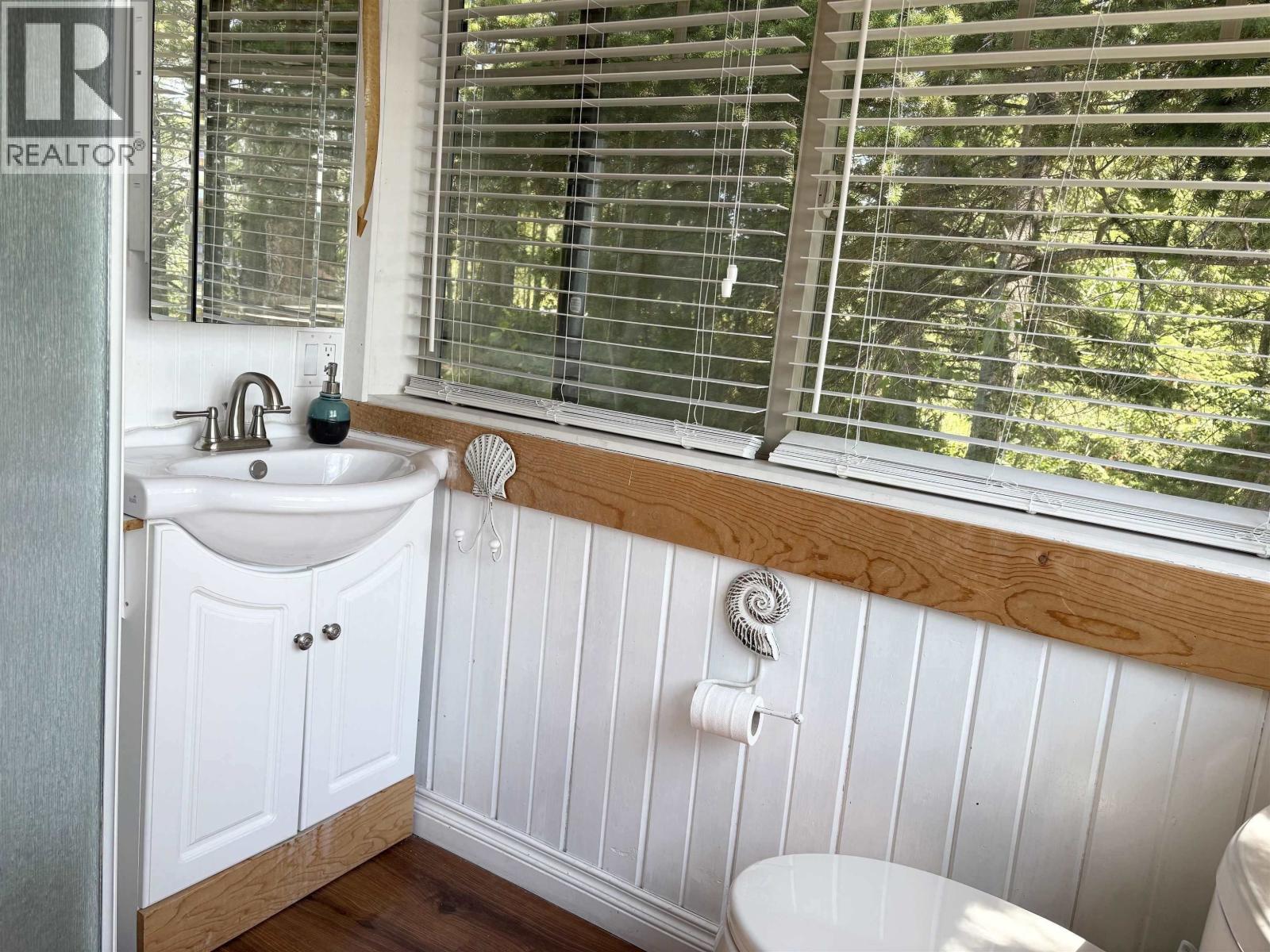 52275 GUEST ROAD, Cluculz Lake