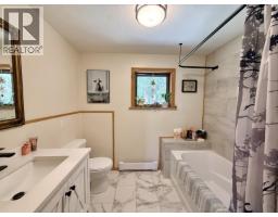 7220 Summit Road, Canim Lake, BC V0K1J0 Photo 16