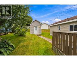 4 Cedar Drive thumbnail 15