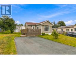4 Cedar Drive thumbnail 2