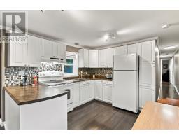 4 Cedar Drive thumbnail 8