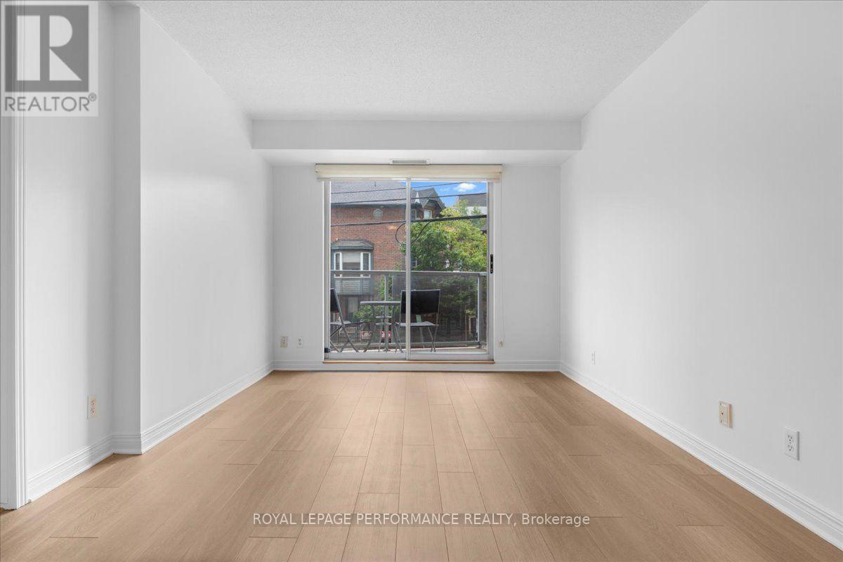 207 - 429 Somerset Street W