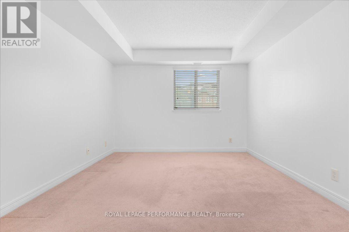 207 - 429 Somerset Street W