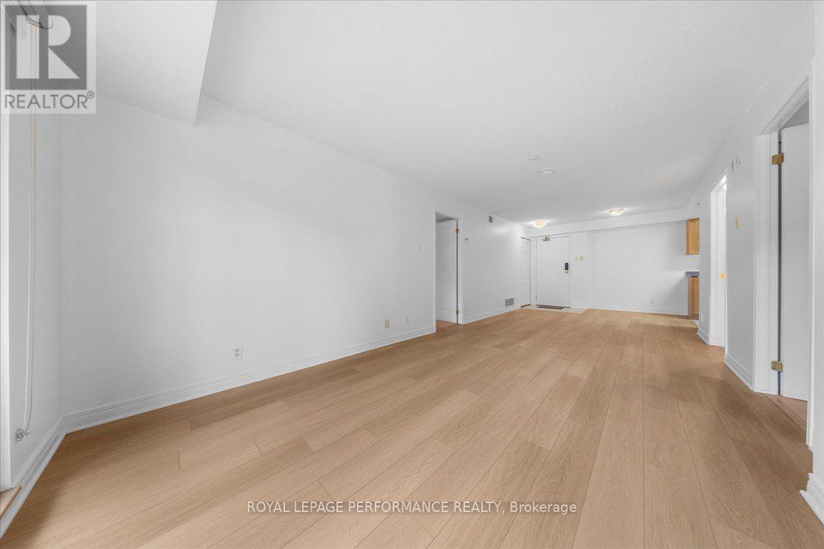 207 - 429 Somerset Street W