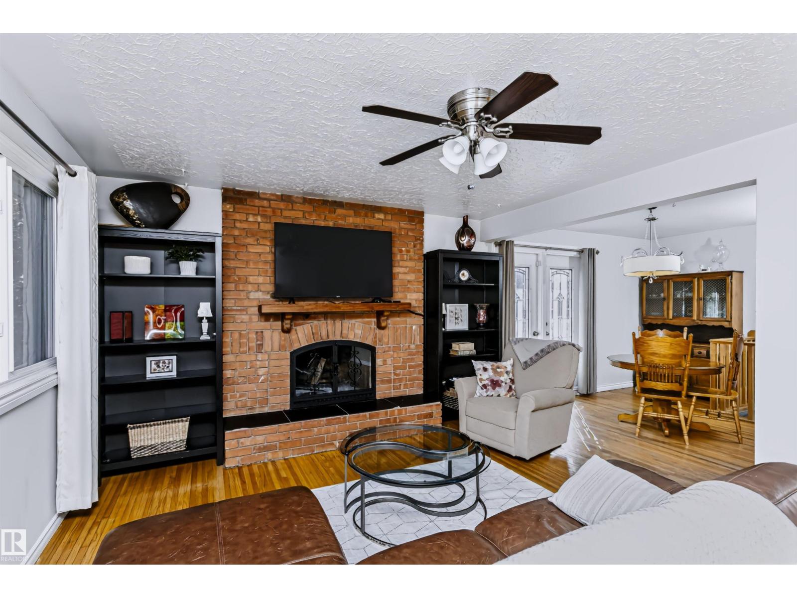 13503 135 AV NW - 9