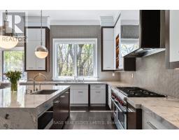 11 Ridgewood Road, Toronto, ON M5P1T4 Photo 18