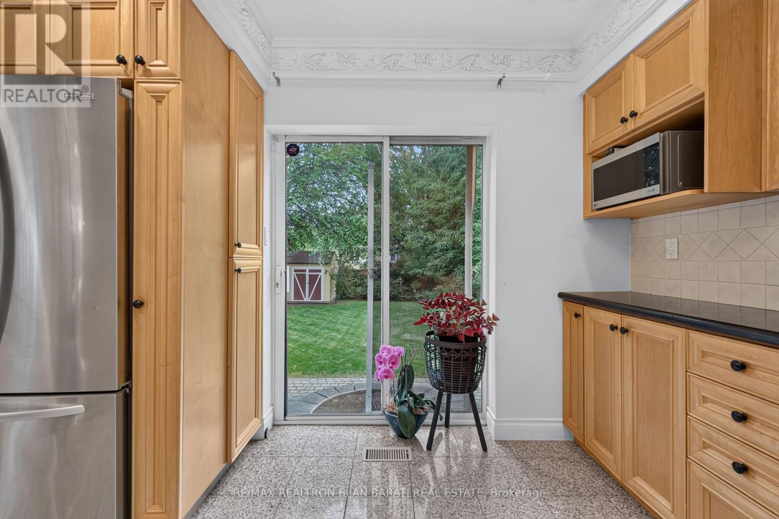 162 GOULDING AVENUE - 20