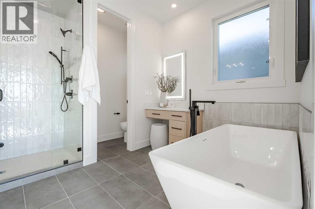 44 Collingwood Place NW - Image 30