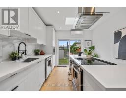 5 1/2 Luttrell Avenue, Toronto, ON M4C5E2 Photo 13