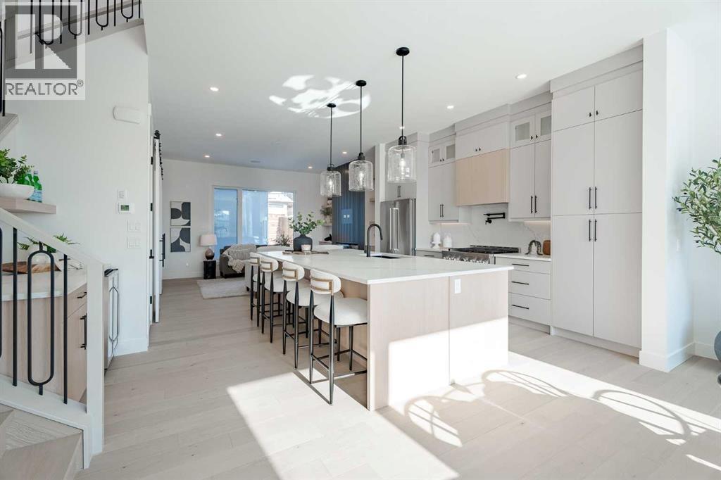 44 Collingwood Place NW - Image 5
