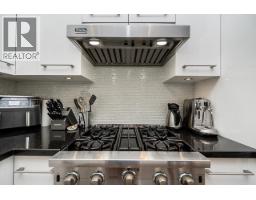 3328 W 7th Avenue, Vancouver, BC V6R1V8 Photo 12
