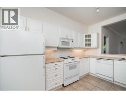 207 678 W Queens Road, North Vancouver, BC V7N2L3 Photo 11