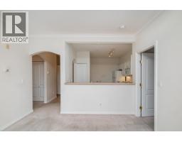 207 678 W Queens Road, North Vancouver, BC V7N2L3 Photo 9