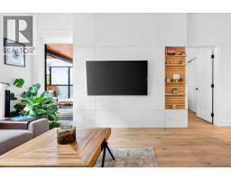 413 55 Klahanie Drive, Port Moody, BC V3H0M9 Photo 8