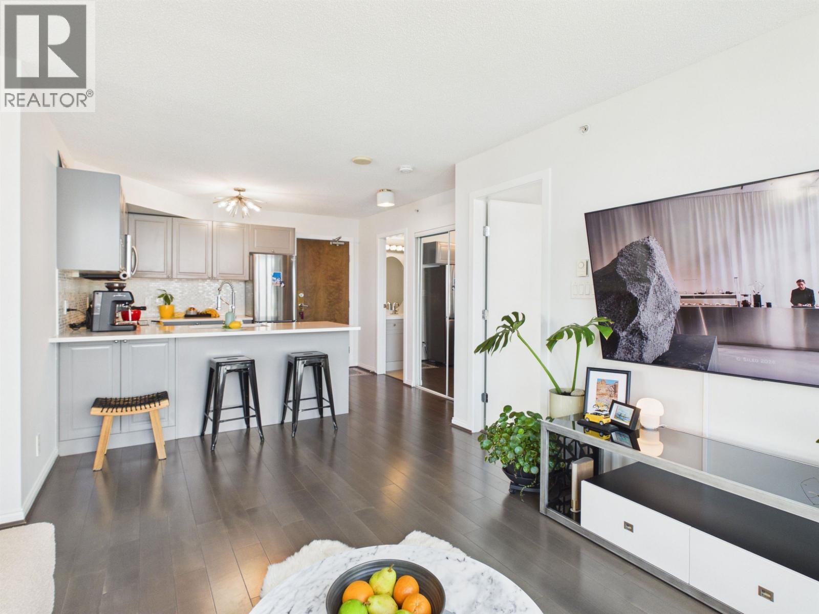 2 Bed, 2 Bath House for Sale in Vancouver – 2208 550 TAYLOR STREET, Vancouver – MLS# R3166263 - Image 13
