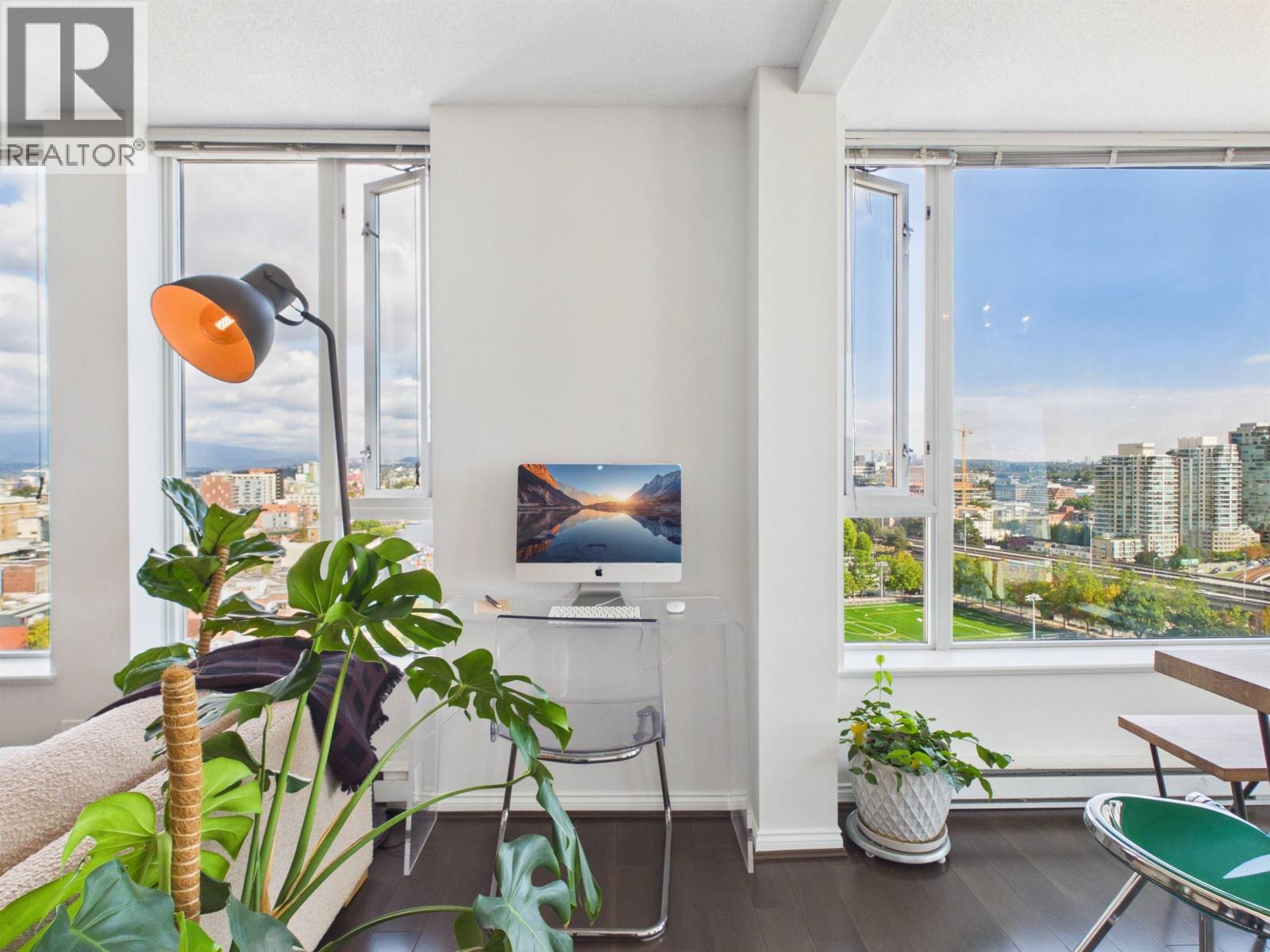 2 Bed, 2 Bath House for Sale in Vancouver – 2208 550 TAYLOR STREET, Vancouver – MLS# R3166263 - Image 19