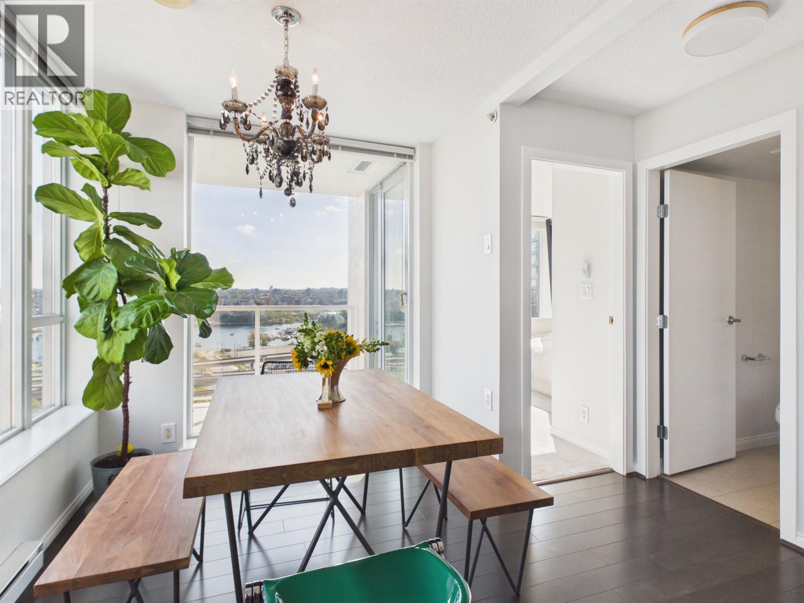 2 Bed, 2 Bath House for Sale in Vancouver – 2208 550 TAYLOR STREET, Vancouver – MLS# R3166263 - Image 21