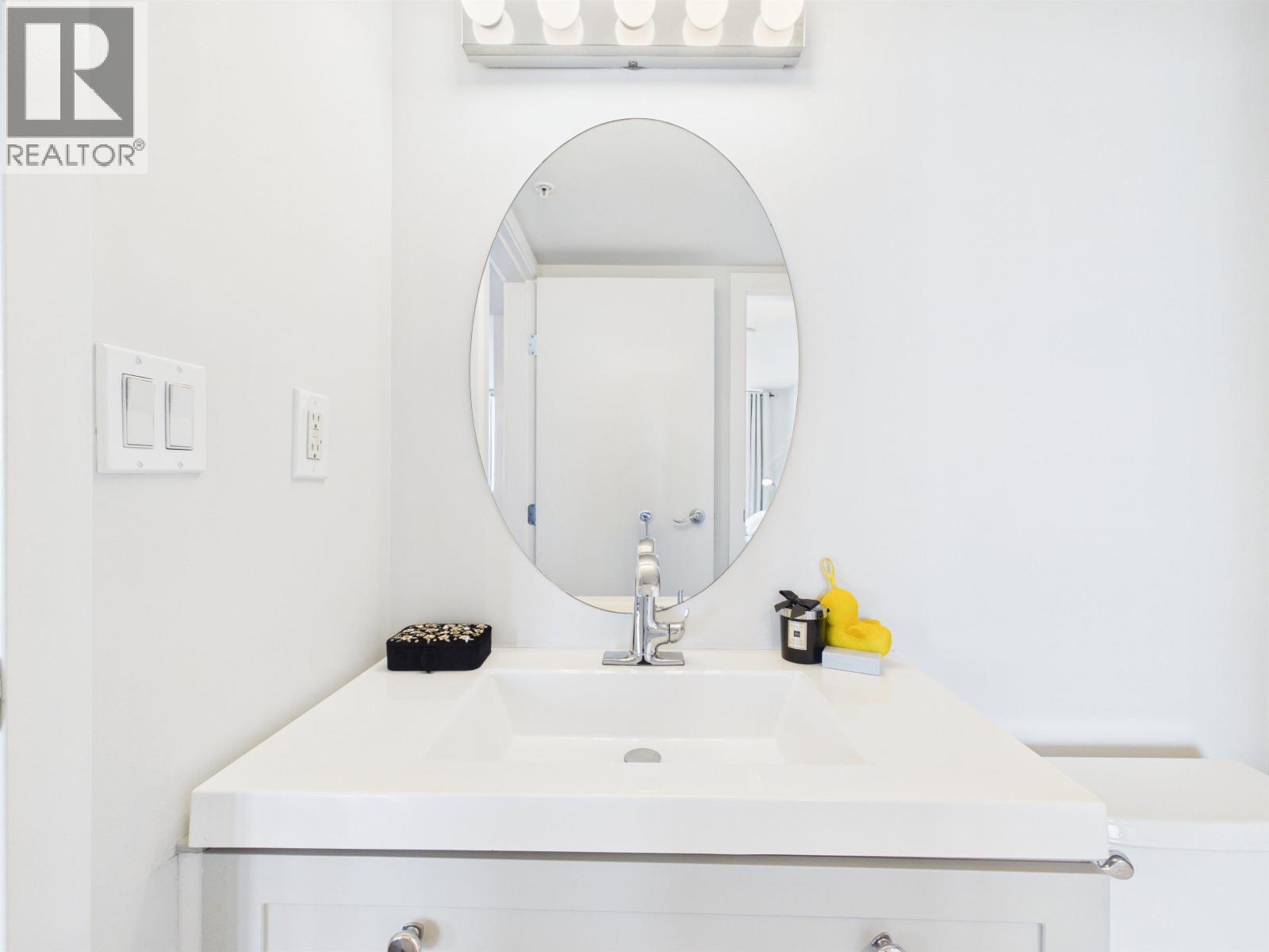 2 Bed, 2 Bath House for Sale in Vancouver – 2208 550 TAYLOR STREET, Vancouver – MLS# R3166263 - Image 32