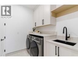 218 19 Avenue, Calgary, AB T2M0Y2 Photo 38