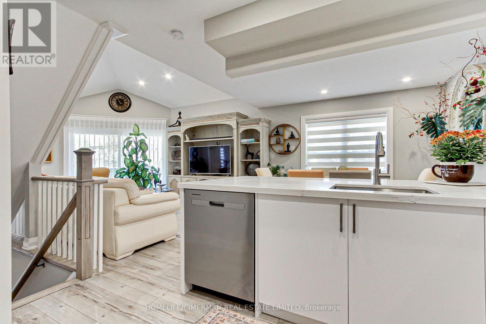 30 BRANDY LANE WAY - Image 15
