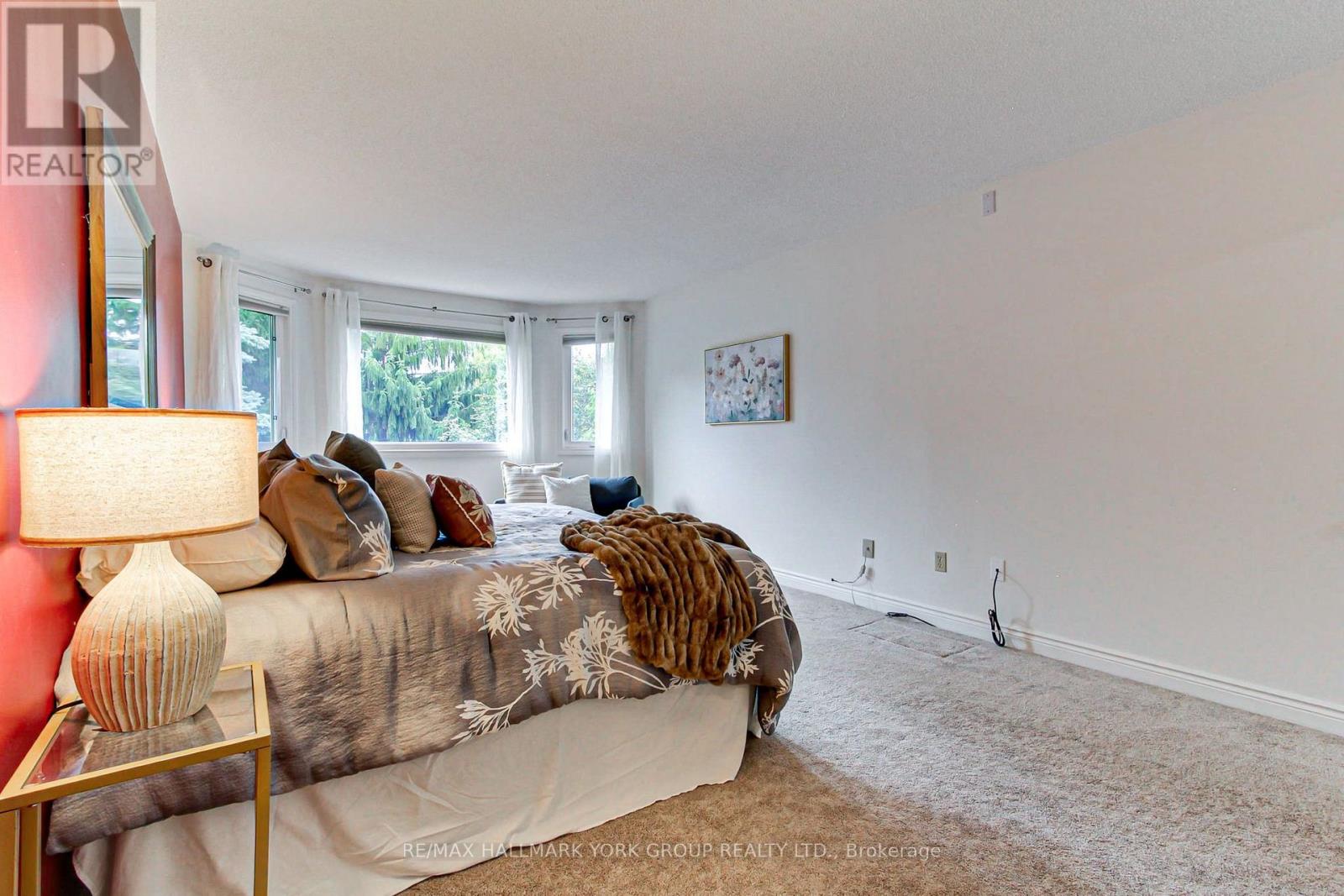 64 GOLF LINKS DRIVE - Image 33
