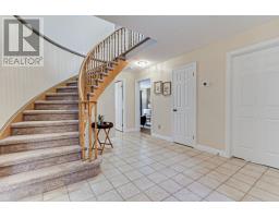 64 Golf Links Drive, Aurora, ON L4G3V3 Photo 10