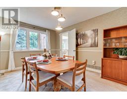 64 Golf Links Drive, Aurora, ON L4G3V3 Photo 17
