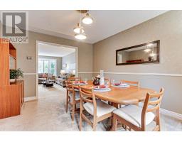64 Golf Links Drive, Aurora, ON L4G3V3 Photo 18