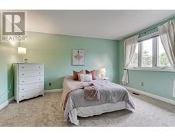 64 Golf Links Drive, Aurora, ON L4G3V3 Photo 40