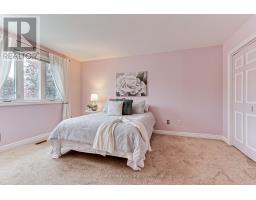 64 Golf Links Drive, Aurora, ON L4G3V3 Photo 42
