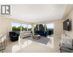 4716 Skyline Drive, North Vancouver, BC V7R3H8 Photo 11