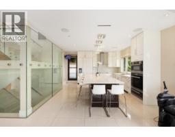 4716 Skyline Drive, North Vancouver, BC V7R3H8 Photo 16